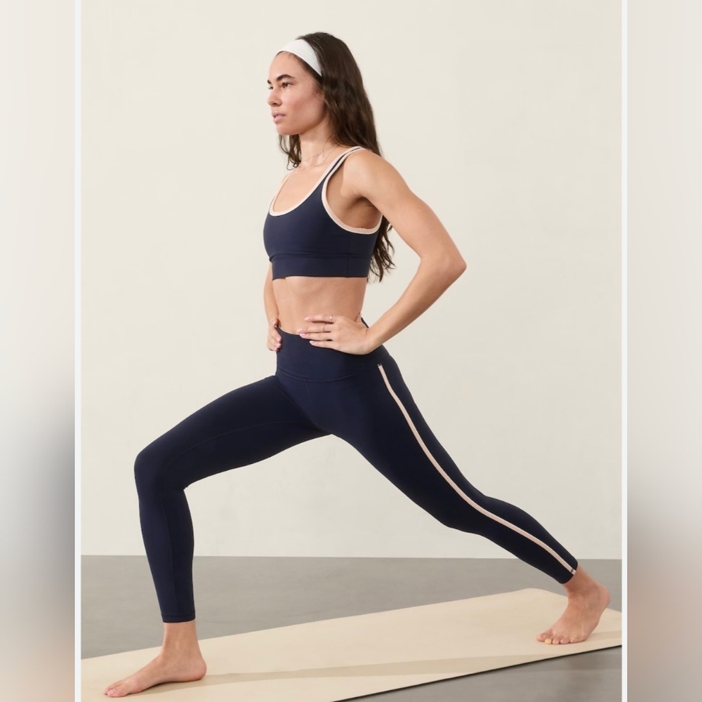 Athleta Ultra High Rise Elation Tight in Navy With Pink/White Stripe Size M